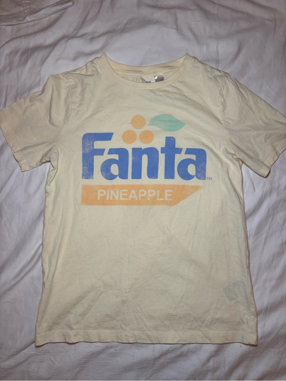 H&M Coca-Cola Fanta Pineapple Graphic T-Shirt Y2K Retro Yellow XS